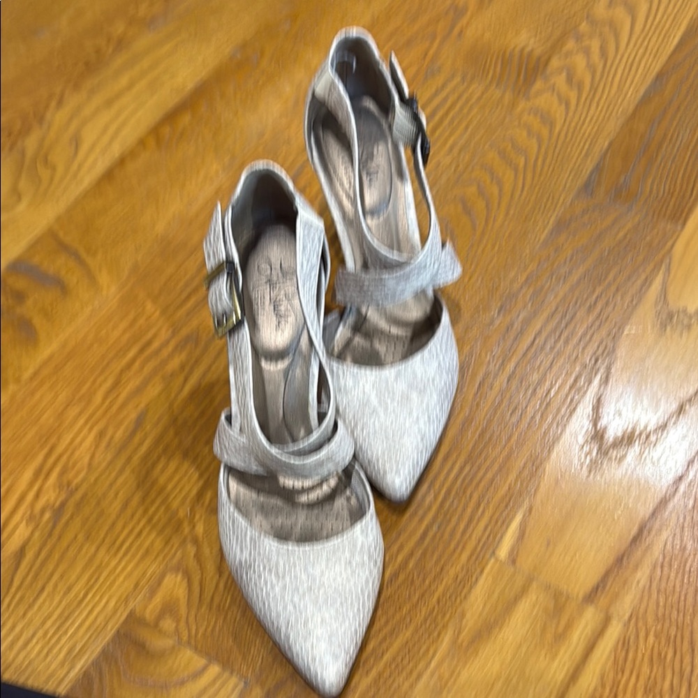 Elegant Beige  Women's Heels